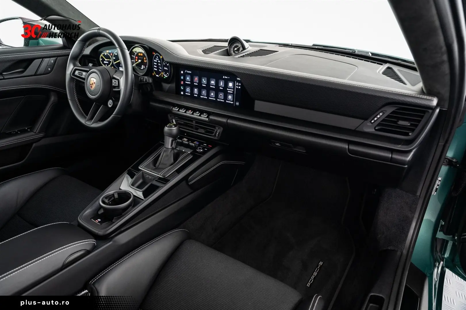 PORSCHE 992 GT3 Touring PTS Racing Green Lift Vollschale