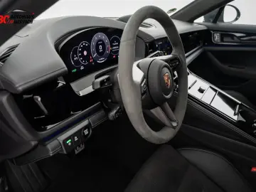 PORSCHE Panamera GTS 21  Inno.D Stand.Hz Pano AHK HAL 
