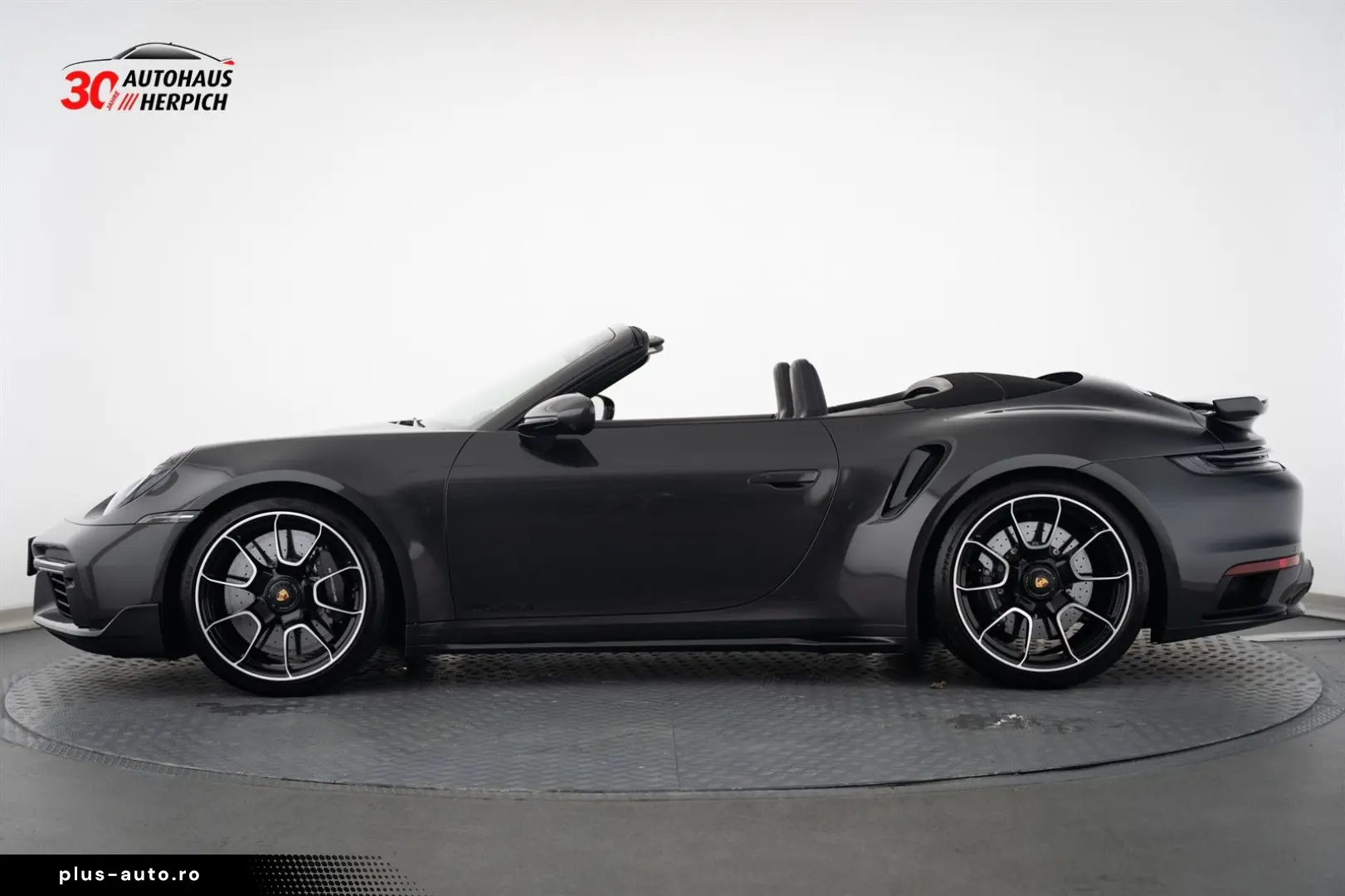 PORSCHE 992 Turbo S Cabrio PTS Grigiogranitometallic