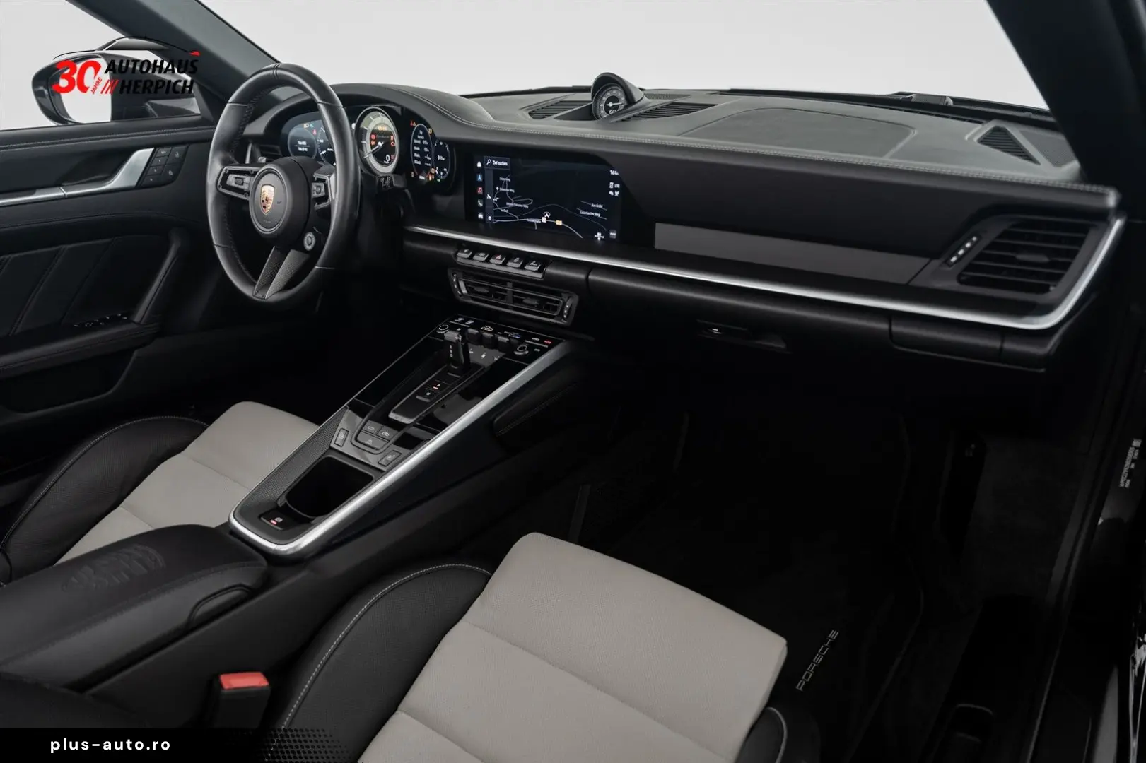 PORSCHE 992 Turbo S Cabrio PTS Grigiogranitometallic