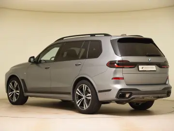 BMW X7 xDrive40d M Sport Pro Pano AHK Gestik H&K LED