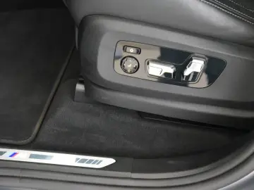 BMW X7 xDrive40d M Sport Pro Pano AHK Gestik H&K LED