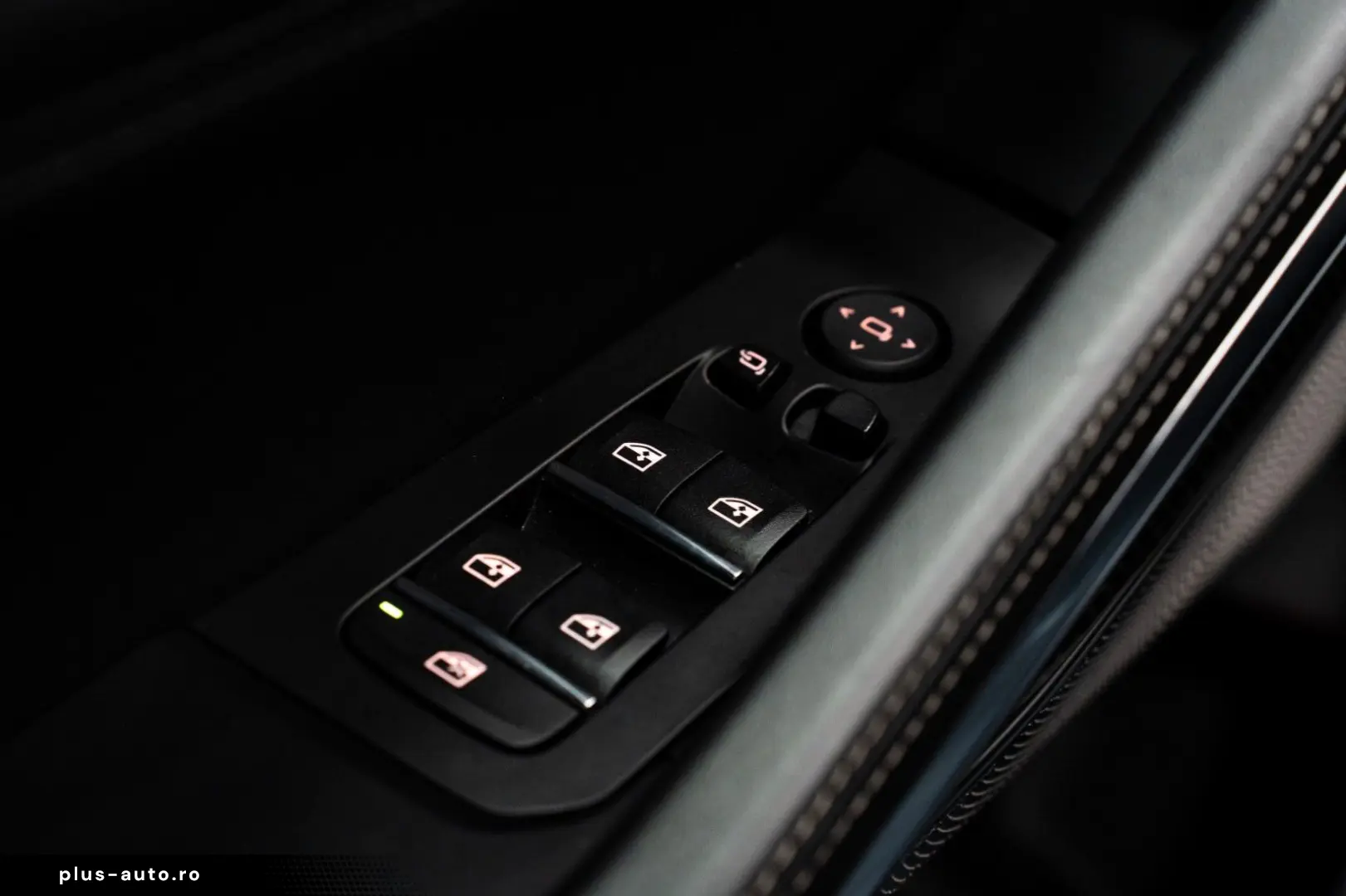 BMW X6 M60  MPro  B&W  Massage  Pano  Soft