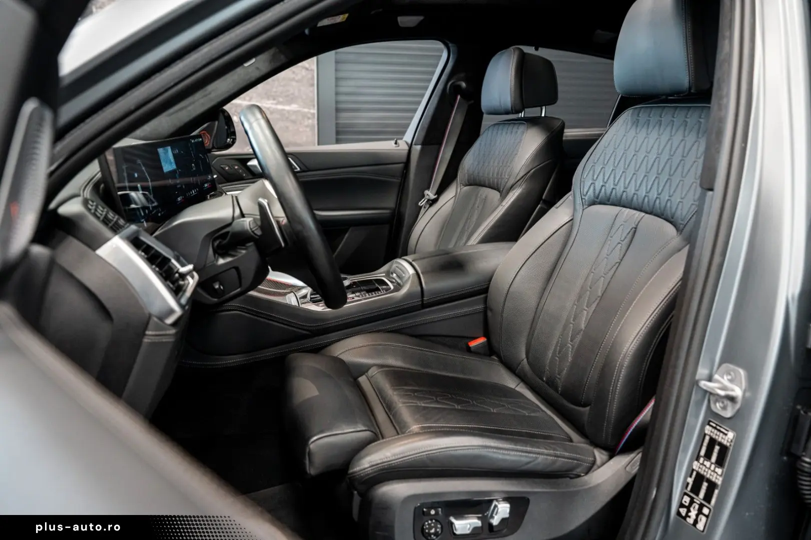 BMW X6 M60  MPro  B&W  Massage  Pano  Soft