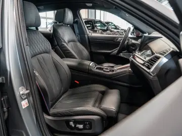 BMW X6 M60  MPro  B&W  Massage  Pano  Soft