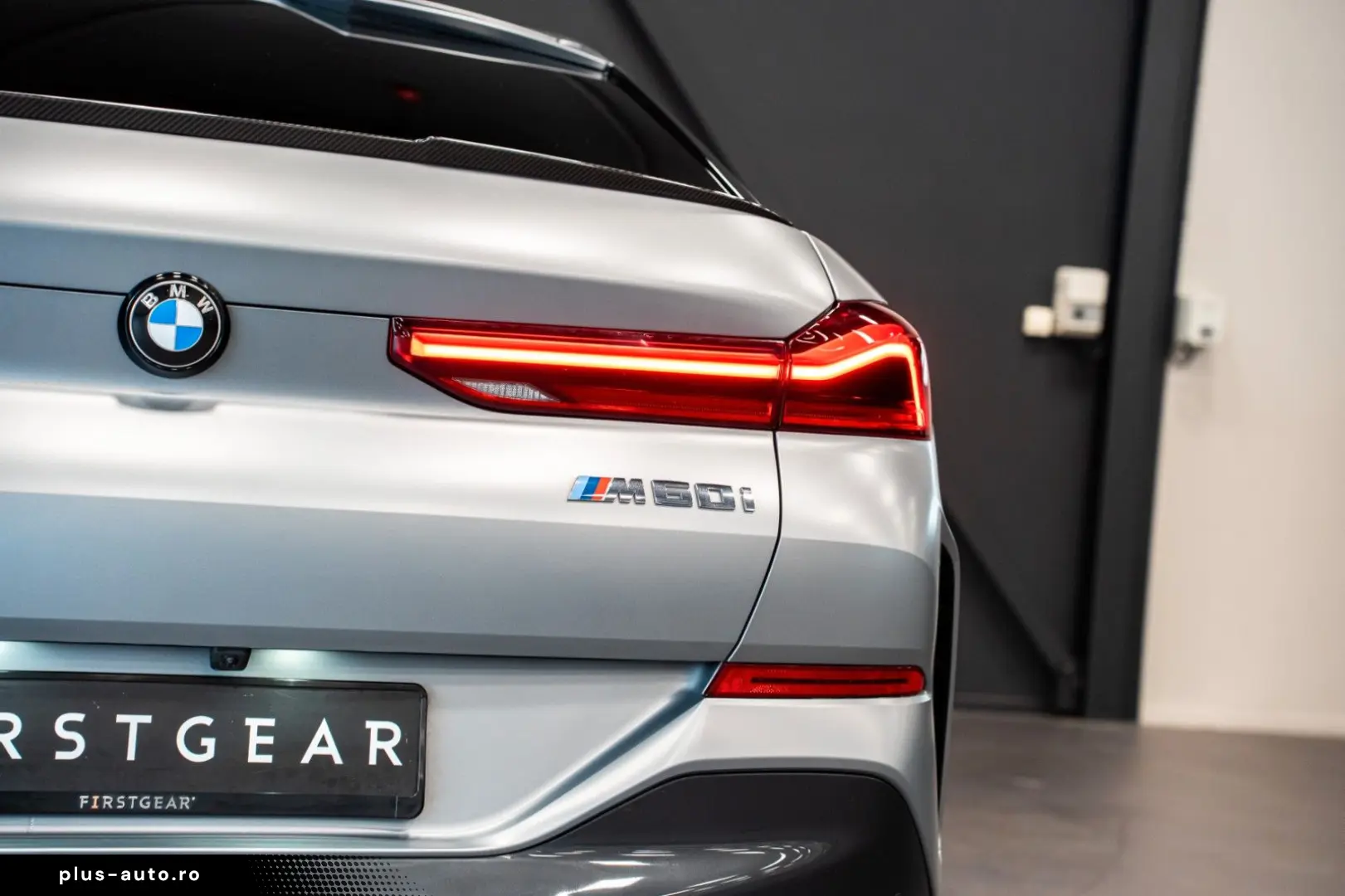 BMW X6 M60  MPro  B&W  Massage  Pano  Soft