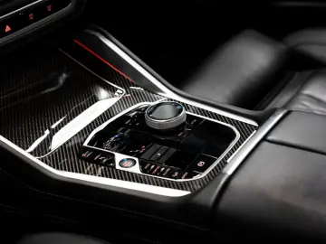 BMW X6 M60  MPro  B&W  Massage  Pano  Soft