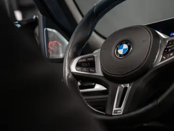 BMW X6 M60  MPro  B&W  Massage  Pano  Soft