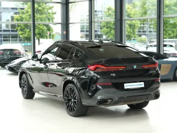 BMW X6 M50i LIVE-COCKPIT LED HIFI SHADOW-LINE 1-HAND