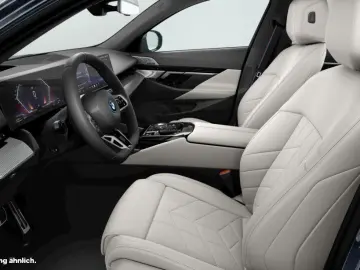BMW 550e xDrive M Sport PRO DA Prof. PA  B W PANO