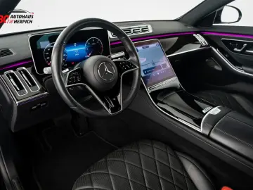 MERCEDES-BENZ S 400 d 4M Pano AIRMATIC Burmester Fah…