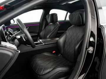 MERCEDES-BENZ S 400 d 4M Pano AIRMATIC Burmester Fah…