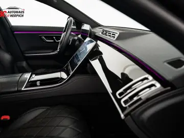 MERCEDES-BENZ S 400 d 4M Pano AIRMATIC Burmester Fah…