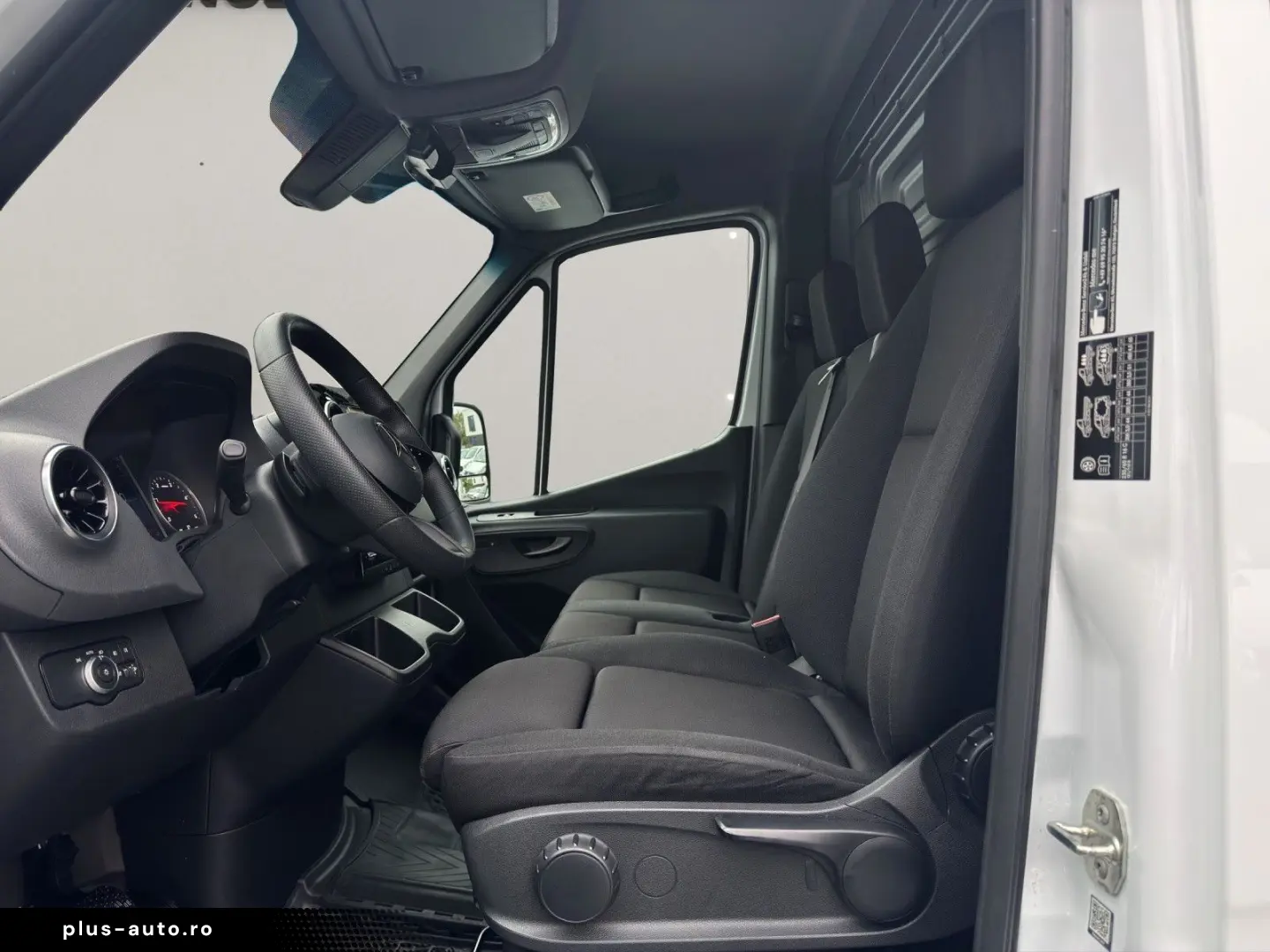 MERCEDES-BENZ Sprinter 317 CDI RWD L3 KAMERA NAVI 1-HAND AHK