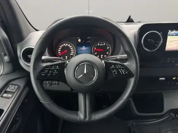 MERCEDES-BENZ Sprinter 317 CDI RWD L3 KAMERA NAVI 1-HAND AHK