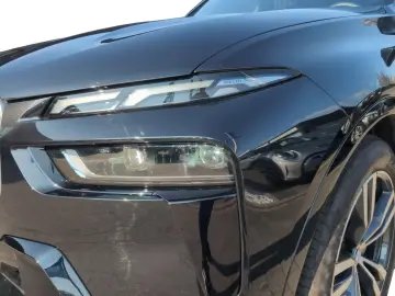 BMW X7 xDrive40d M Sportpaket   AHK 360  STANDHZ RFK