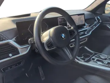 BMW X7 xDrive40d M Sportpaket   AHK 360  STANDHZ RFK