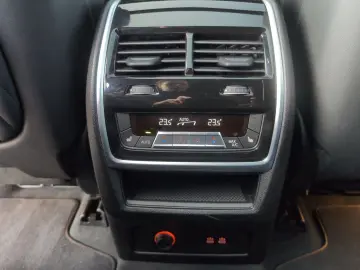 BMW X7 xDrive40d M Sportpaket   AHK 360  STANDHZ RFK