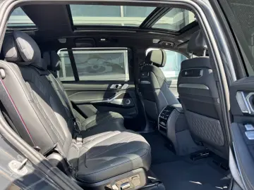 BMW X7 BowersWilk. M-Pac Pro Krystal Executive Drive