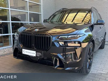 BMW X7 xDrive40d A M-Sport M-Sport PRO SkyLou AHK DA