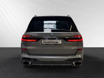 BMW X7 xDrive40d Inkl. € 1.190 Zubehörbonus  M Sport