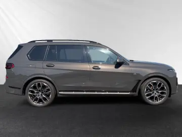 BMW X7 xDrive40d Inkl. € 1.190 Zubehörbonus  M Sport