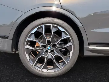BMW X7 xDrive40d Inkl. € 1.190 Zubehörbonus  M Sport