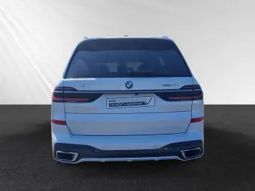 BMW X7 xDrive40d Inkl. € 1.190 Zubehörbonus  M Sport