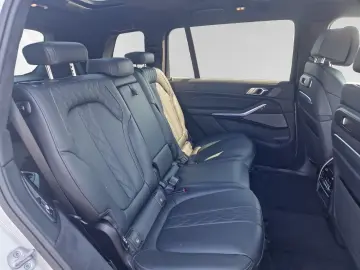BMW X7 xDrive40d Inkl. € 1.190 Zubehörbonus  M Sport