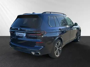 BMW X7 xDrive40d Inkl. € 1.190 Zubehörbonus  M Sport