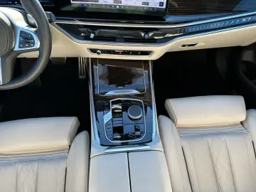 BMW X7 xDrive40d Inkl. € 1.190 Zubehörbonus  M Sport