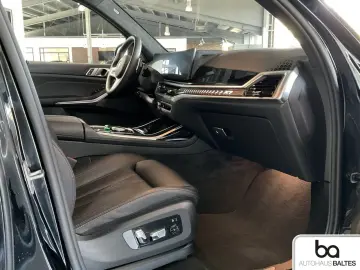 BMW X7 xDrive 40d M Sport Pro 6Si 22 Soft AHK Prod25