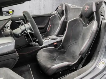 LAMBORGHINI Huracan Performante Spyder Grigio Telesto