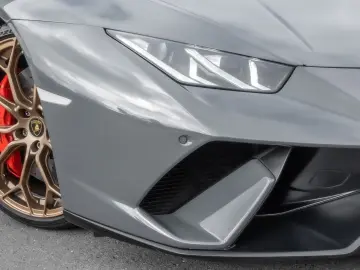 LAMBORGHINI Huracan Performante Spyder Grigio Telesto