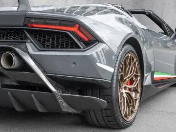 LAMBORGHINI Huracan Performante Spyder Grigio Telesto