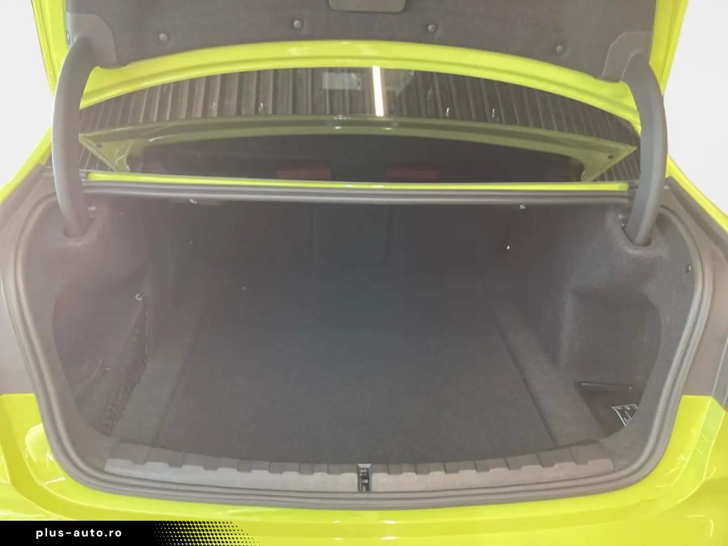 BMW M3 Competition M xDrive Innovation Driv.Ass 360