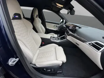BMW M3 Competition xDrive Touring Carbon 1 99%Finanz