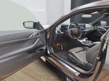 BMW M4 Competition Coupé [HK Sound  HUD  RFK]