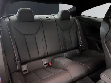BMW M4 Competition Coupé [HK Sound  HUD  RFK]