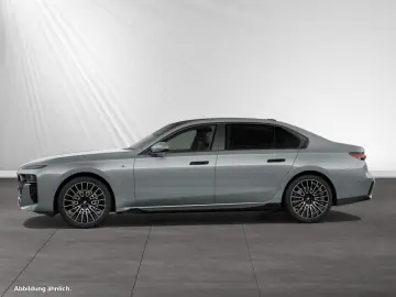 BMW 740d xDrive Inkl. € 1.190 Zubehörbonus M Sport A