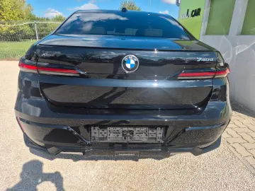 BMW 740 d xDrive M Sport Sky B&W Massage