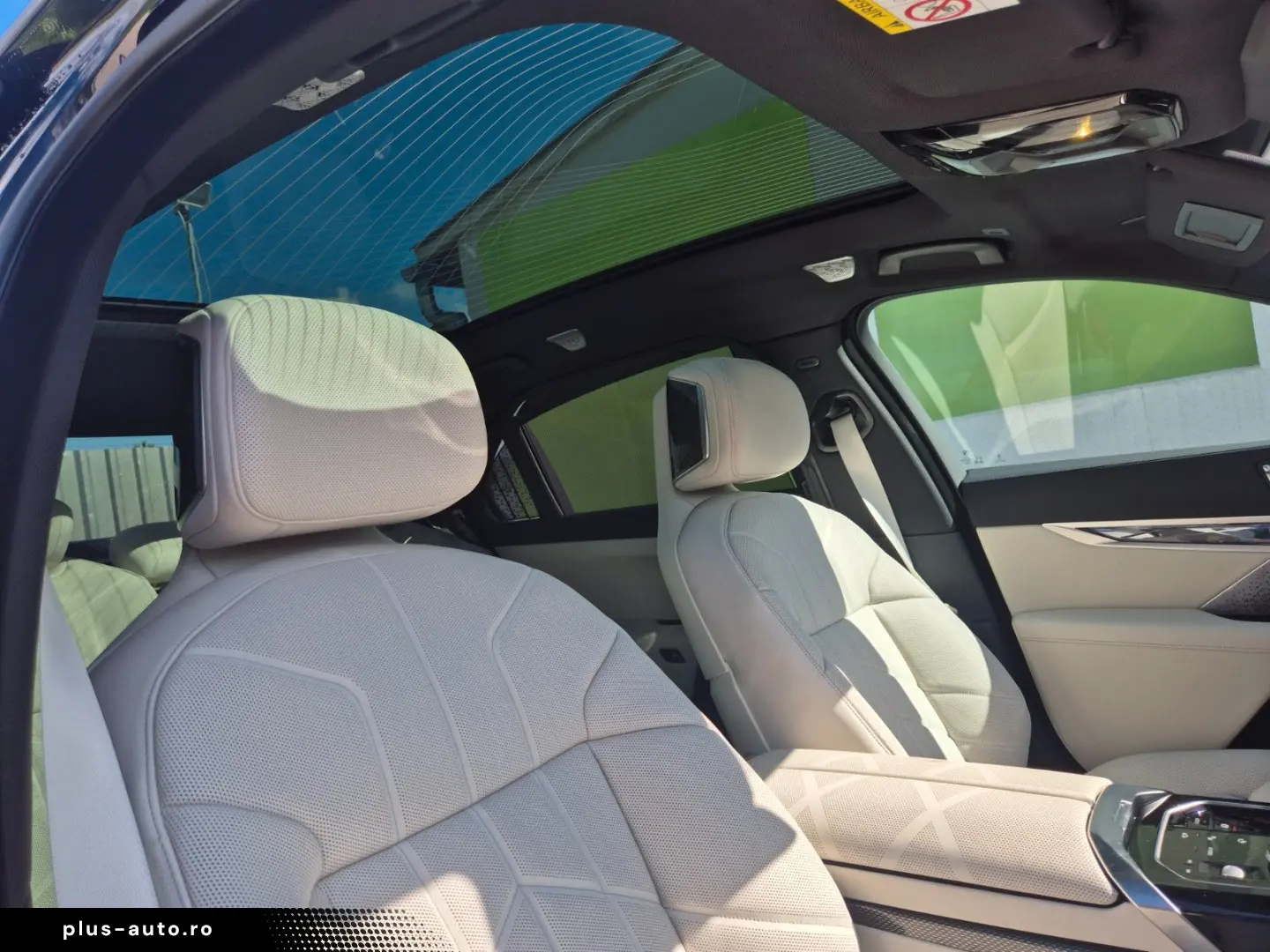 BMW 740 d xDrive M Sport Sky B&W Massage
