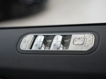 MERCEDES-BENZ G 63 AMG EXCLUSIVE MAGNO DESIGNO BURME…