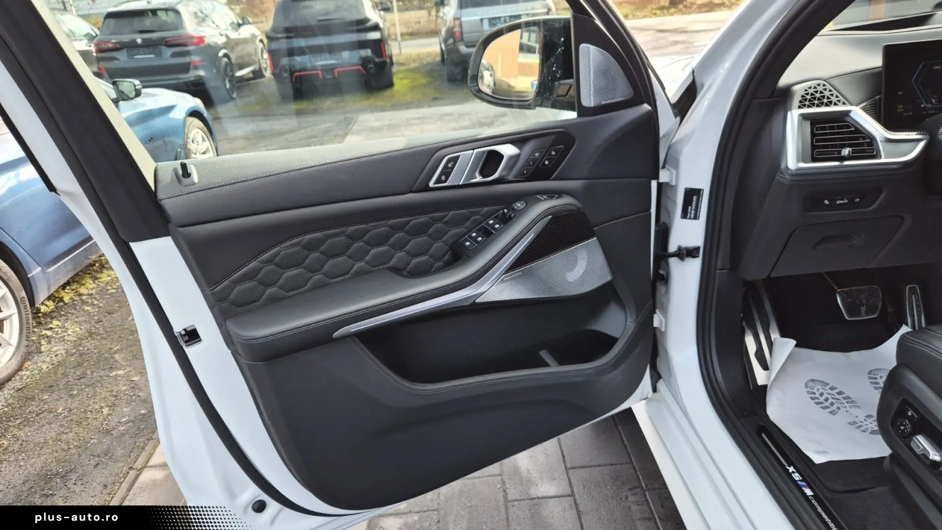 BMW X5 M Competition AKRAPOVIC B&W SKY M´DRIVERS AHK
