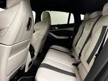 BMW X6 M Competition Harman Kardon Pano. AHK Massage