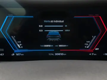 BMW XM B&W Massage 360  HUD SoftClose Individual 23