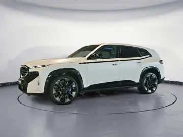 BMW XM 4.4 B&W AHK M Driver's Package