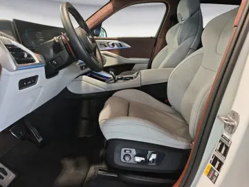 BMW XM 4.4 B&W AHK M Driver's Package