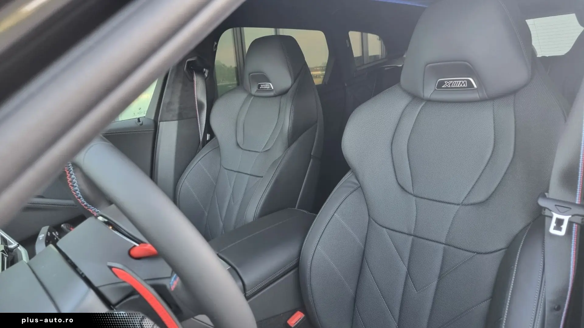 BMW XM 4.4i V8 LNP 190€ 8 Fach Bereift