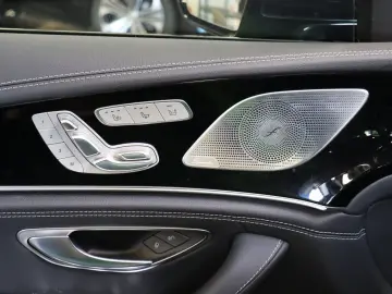 MERCEDES-BENZ AMG GT 63 S 4M